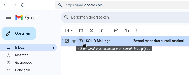 Een e-mail markeren als belangrijk in Gmail.